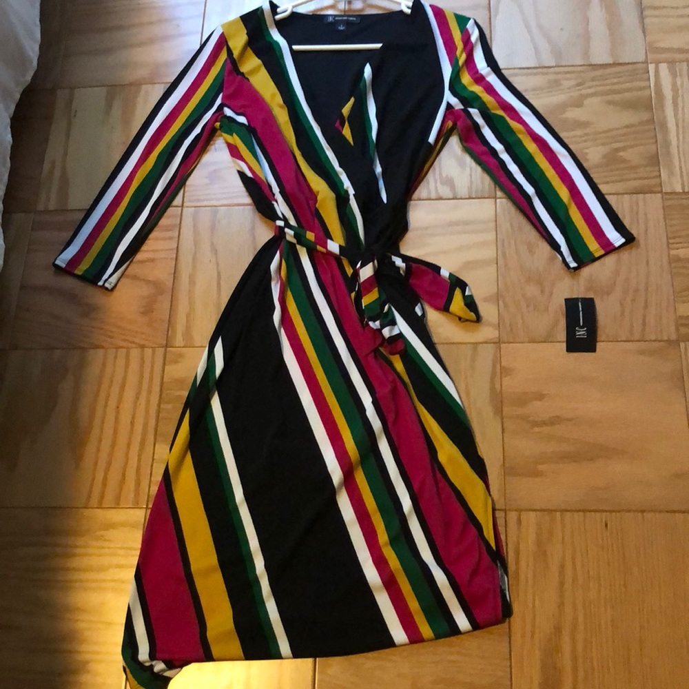 Beautiful and colorful midi dress never use